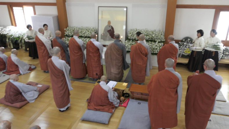 스크린샷 2019-03-05 오후 12.20.36.png