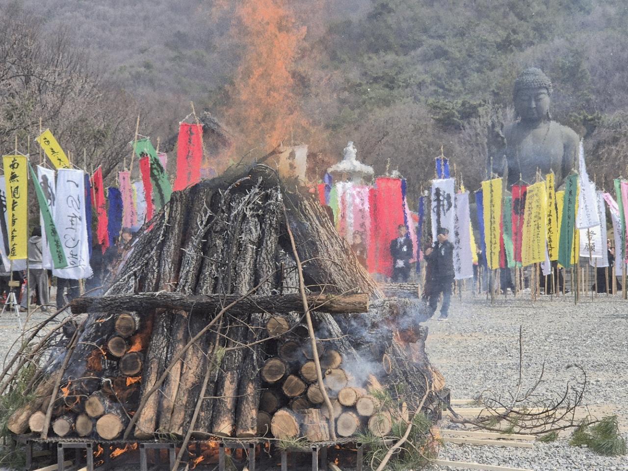 각원사 조실 경해당 법인스님 영결식 및 다비장(2026. 3.27) 9.jpg