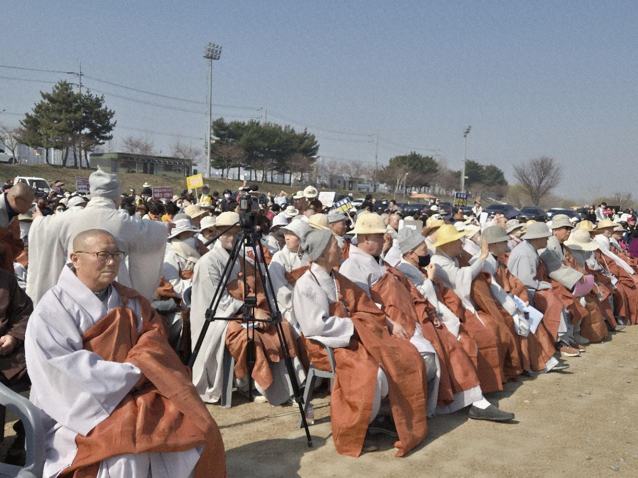 6교구본사 마곡사 주관 아산 곡교천 방생대법회 지원 (2026. 3.28) 4.jpg